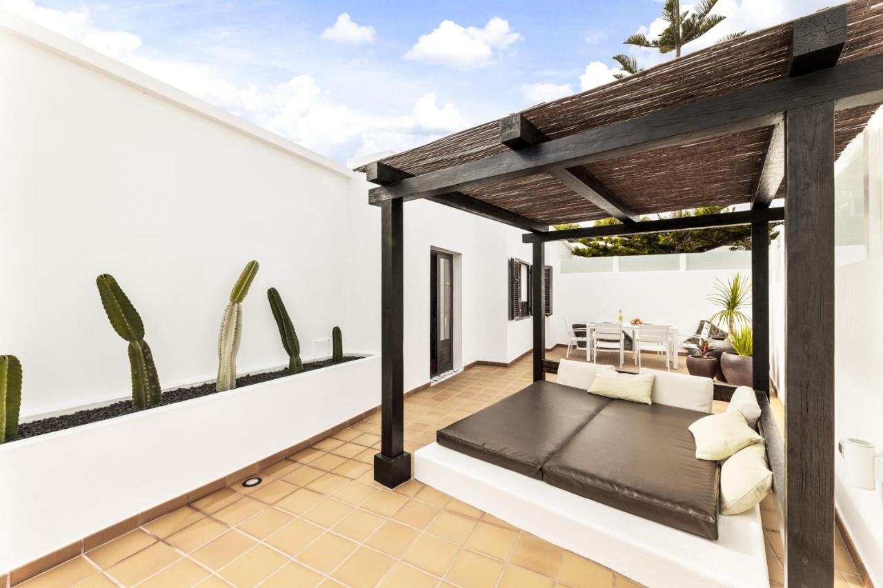 Villa 4 - Vipvipvillas Тіас Екстер'єр фото