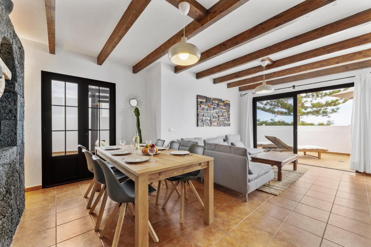 Villa 4 - Vipvipvillas Тіас Екстер'єр фото