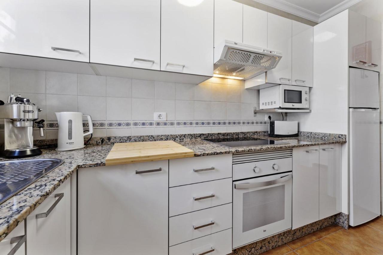Villa 4 - Vipvipvillas Тіас Екстер'єр фото