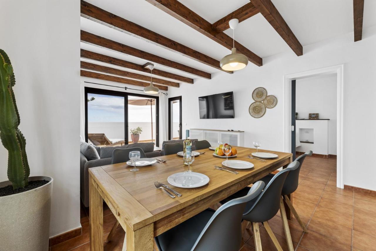 Villa 4 - Vipvipvillas Тіас Екстер'єр фото